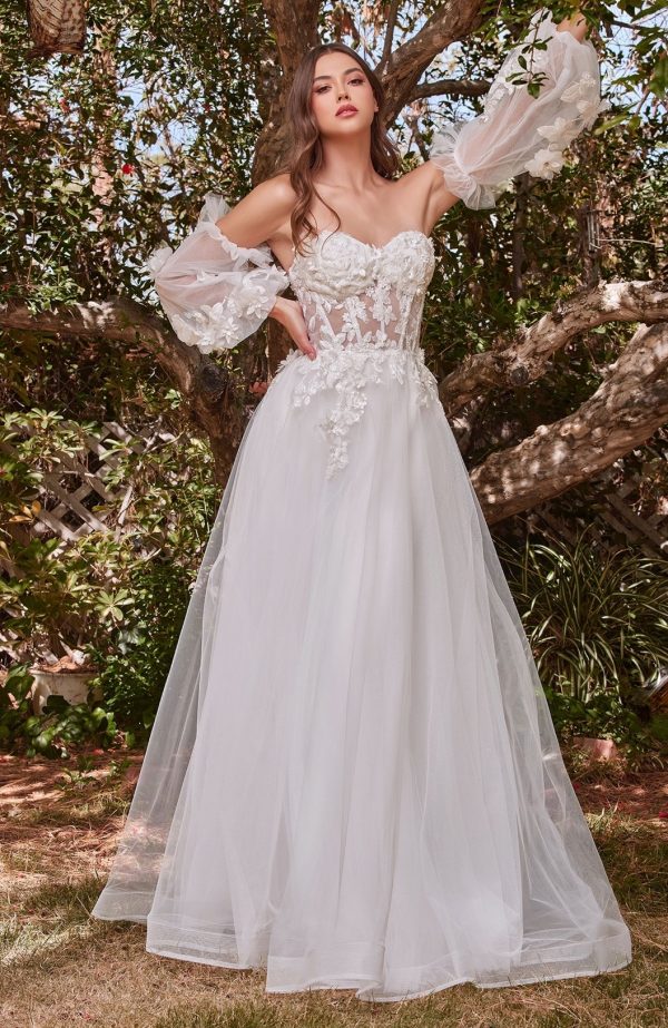 LACE STRAPLESS LAYERED TULLR BALL GOWN