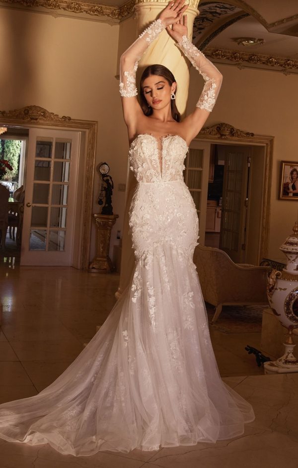 LONG SLEEVE LACE BRIDAL GOWN